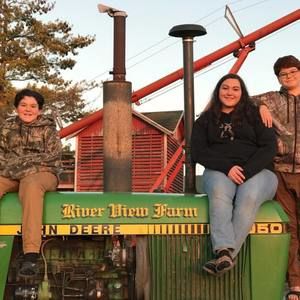 Meet your Posher, Hannah